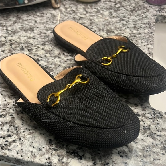 Black and Gold Flat Loafers with Metallic Accent - Picture 3 of 5